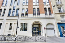 Location meublée annuelle d'un duplex de 2 pièces rue Laugier à Ternes Pereire Paris 17ème