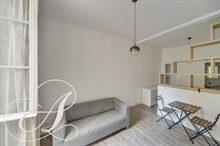 A louer à l'année studio confortable et meublé à la Motte Picquet Grenelle Paris 15ème