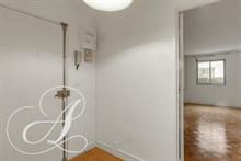 Location vide d'un grand studio confortable et moderne à Charles Michel Paris 15ème