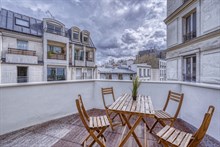 A louer au mois en bail mobilité ou à l'année F2 de standing neuf avec terrasse à Plaisance Pernety Paris 14ème