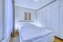 Location meublée de courte durée d'un F3 avec 2 chambres et 2 salles de douche à Montparnasse Paris 14ème