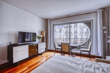 Studio de luxe à louer en bail mobilité ou à l'année avec balcon à Passy Paris 16ème arrondissement