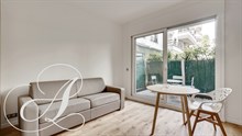 Location meublée annuelle d'un studio refait à neuf avec terrasse à Boulogne Billancourt
