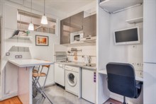 A louer à l'année appartement studio meublé pour 1 personne à Convention Boucicaut rue de la Croix Nivert Paris 15ème