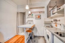 A louer à l'année appartement studio meublé pour 1 personne à Convention Boucicaut rue de la Croix Nivert Paris 15ème