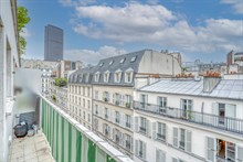 Studio avec vue sur la Tour Montparnasse Paris 6ème
