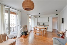 Location en courte durée à la semaine d'un appartement de 2 pièces moderne aux Buttes Chaumont Paris 19ème