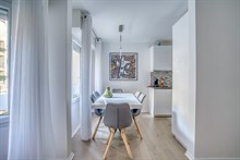 Appartement de 3 pièces avec 2 chambres doubles à louer en bail mobilité meublé dans le Marais Paris 3ème