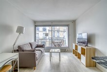 A louer meublé grand studio moderne quartier de Montparnasse Paris 15ème