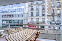 Location meublée mensuelle d'un studio récemment rénové à Montparnasse Paris 15ème arrondissement