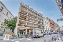 Location meublée mensuelle d'un studio récemment rénové à Montparnasse Paris 15ème arrondissement