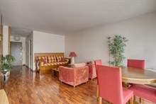 Studio confortable à louer meublé pour quelques mois à Courbevoie La Défense