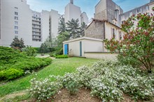 Location à la semaine d'un F2 avec balcon à Porte de Versailles Issy-les-Moulineaux