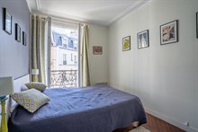 A louer en bail mobilité superbe F3 meublé avec 2 chambres et balcon filant à Montparnasse Paris 15ème arrondissement