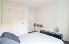 Appartement F2 de standing à louer en courte durée à Anvers Paris 9ème arrondissement