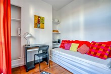 Location meublée au mois d'un appartement de 3 pièces confortable à Jules Joffrin Montmartre Paris 18ème arrondissement