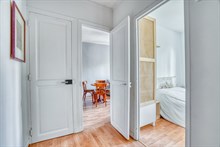 A louer à l'année appartement confortable avec 2 pièces meublé et équipé à Montparnasse Paris 15ème