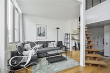 Appartement duplex de 58m2 à louer meublé en bail mobilité dans le 17ème arrondissement de Paris