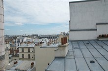 Location courte durée pour 5 au pied de la Butte Montmartre Paris 18e