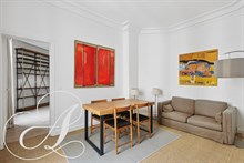 A louer en bail mobilité appartement de 3 pièces avec 2 chambres à Montparnasse Saint-Placide Paris 6ème