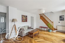 Location en courte durée : Appartement spacieux de 2 chambres à Paris 6ème