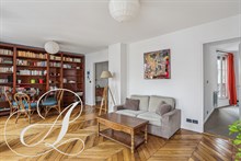 Paris 6ème : Appartement de 2 chambres avec balcon pour 5 personnes en location courte durée