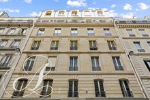 A louer à l'année F2 meublé confortable à la Sorbonne, Paris 5ème arrondissement