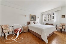 A louer en bail mobilité appartement de standing de 2 pièces à Paris 15ème Convention