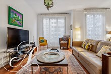 A louer en bail mobilité pour 1 à 10 mois F3 de standing rue Cambronne, Paris 15e