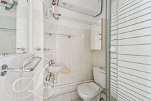 Location meublée en bail mobilité d'un F2 en duplex à Montparnasse Paris 15ème