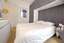 Location à la semaine d'un grand F2 meublé pour 4 rue Montbrun Paris 14e