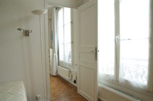 Location mensuelle d'un F2 meublé pour 3 rue Poncelet Paris 17ème arrondissement