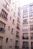 Location à la semaine d'un F2 meublé pour 3 rue Paul Bert Paris 11ème arrondissement