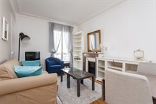 Location meublée d'un F3 pour courte durée avenue de Versailles Paris 16ème arrondissement