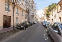 Location à la semaine d'un F2 meublé pour 3 avec terrasse à Saint Mandé sur la ligne 1