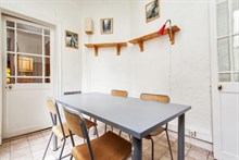 Location temporaire d'un studio meublé pour 4 à Arts et Métiers rue au Maire Paris 3ème