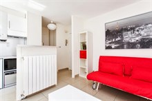 Location courte durée pour 4 d'un F2 meublé et équipé rue de Montreuil, Paris 11ème arrondissement