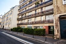 Location temporaire pour 4 d'un F2 avec terrasse rue de Montreuil, Paris 11ème arrondissement