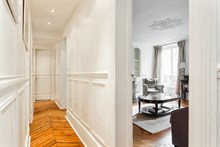 Location à la semaine d'un F3 meublé avec 2 chambres rue du Temple à Hôtel de Ville Paris 4ème