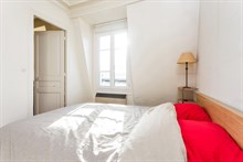 Location meublée d'un F2 moderne pour 2 ou 4 personnes à La Motte Picquet Grenelle Paris 15ème