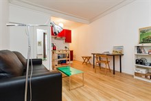 A louer en courte durée pour 2 agréable studio meublé 161 Rue de Rennes