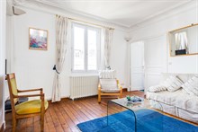 A louer à la semaine pour 2 ou 4 grand F2 meublé à Montparnasse Paris 15ème arrondissement