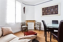 Location mensuelle d'un agréable F3 meublé avec 2 chambres rue de Lille à Neuilly