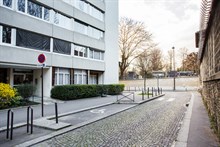 Location meublée en courte durée d'un F2 design en face de Père Lachaise Paris 20ème