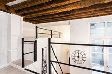 Location mensuelle d'un superbe duplex meublé pour 5 à Montorgueil Paris 2ème