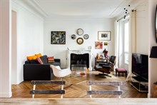 Location d'un appartement de standing meublé à Alma Marceau dans le Triangle d'Or Paris 16ème