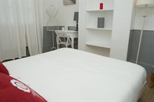 Location meublée mensuelle d'un F2 pour 4 à Commerce Paris 15ème