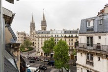 F2 meublé à louer en courte durée avec 1 chambre à Bastille Paris 11ème arrondissement