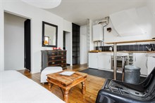 Location meublée mensuelle d'un F2 design pour 2 à la Chapelle Paris 18ème