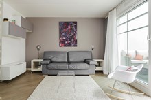 Location meublée temporaire d'un grand studio avec terrasse à Tolbiac Paris 13ème